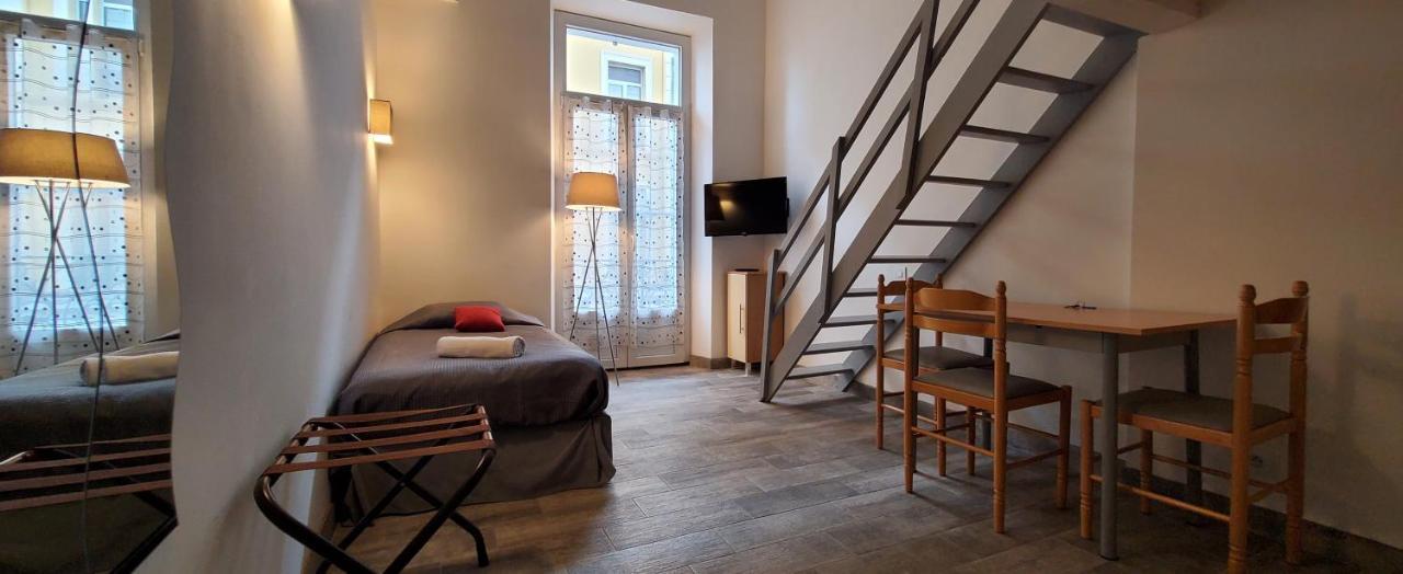 Studios Parisiens 戛纳 外观 照片