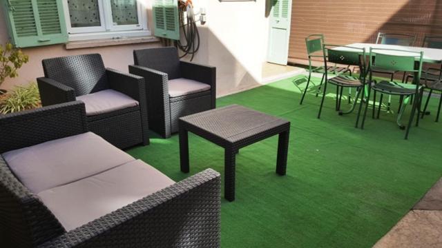 Studios Parisiens 戛纳 外观 照片